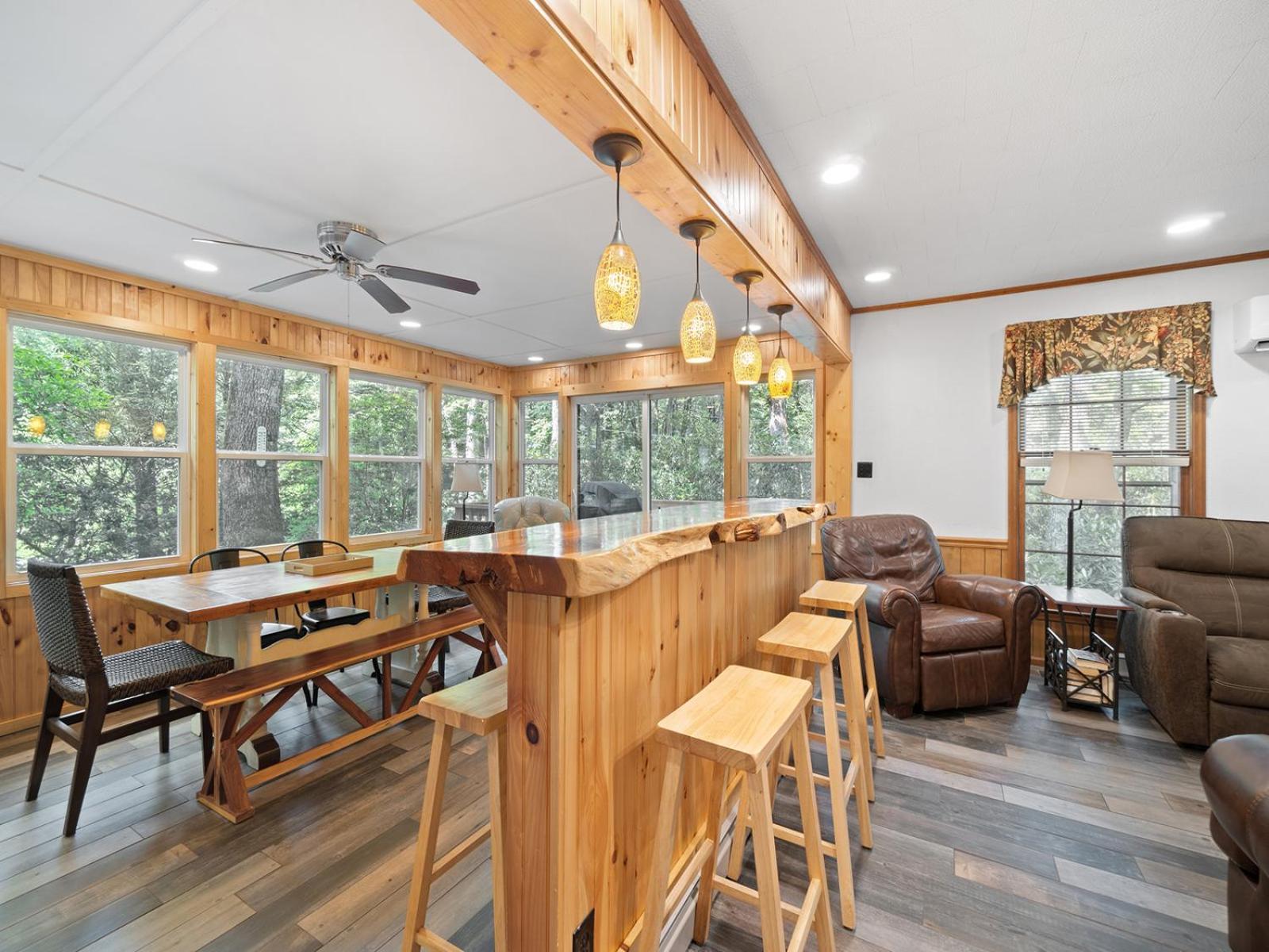 Gingercake Mtn Cottage At Linville Gorge - Wood Burning Fireplace Linville Falls Eksteriør billede